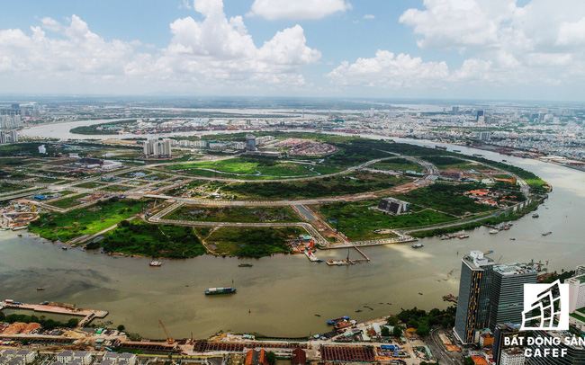 Cận cảnh dự án cầu 4.260 tỷ đồng đang xây dựng bắc qua sông Sài Gòn nối Quận 1 với Quận 2